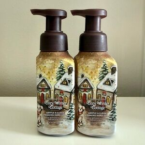 Bath and Body Works Cozy Winter Cottage Foaming Hand Soap Set